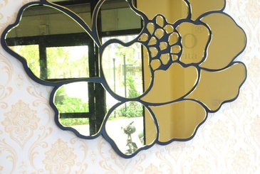Gương décor trang trí nội thất giúp tỏa sáng cho không gian của bạn