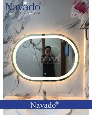 Gương đèn decor theo thiết kế cho phòng tắm cao cấp