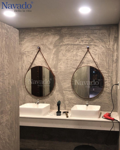 Gương tròn treo dây da phòng tắm 50cm