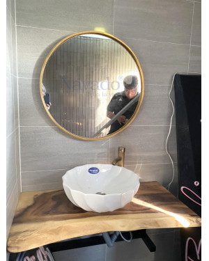 Gương phòng tắm decor vành vàng