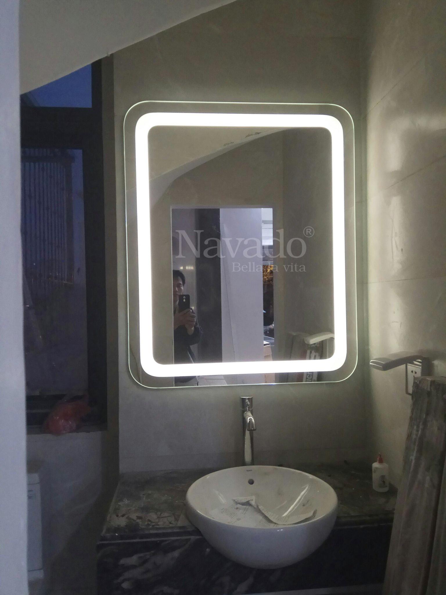 Sản xuất gương đèn led phòng tắm Thành Phố Hồ Chí Minh