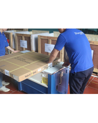 Gương phòng tắm oval đèn led NAV 1014D
